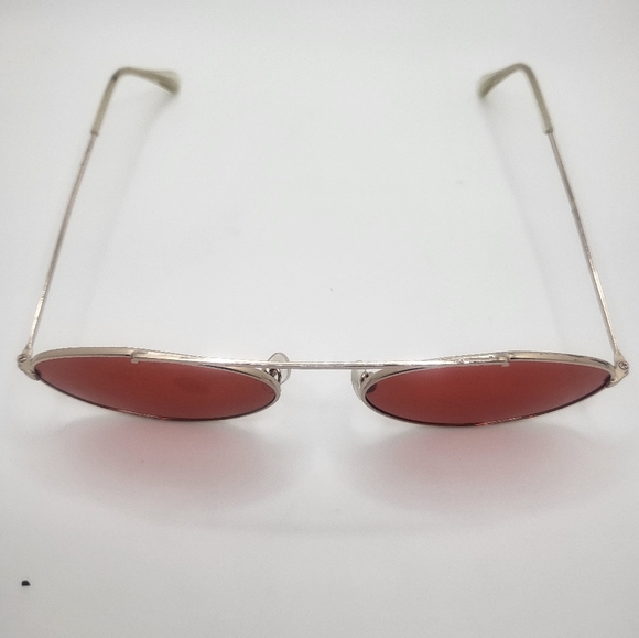 Designed Styled Oval Red Sunglasses - Retro-Vintage Feel - Picture 3 of 3